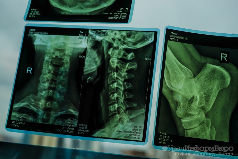Сургутские врачи рассказали о состоянии раненного коньком в шею 15-летнего вратаря 