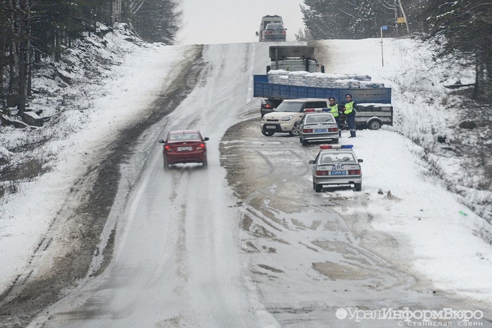 Участок трассы Екатеринбург – Курган перекрыли для грузовиков и автобусов