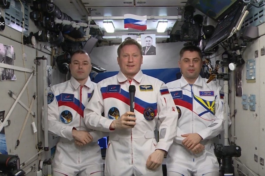 Два уральских космонавта пополнили список Героев России