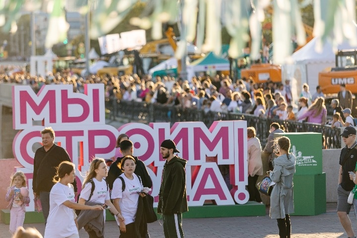 На Плотинке в Екатеринбурге выступит "Дискотека Авария"