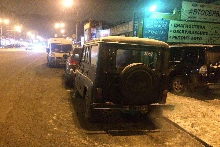 Стало плохо за рулем: в Челябинске водитель маршрутки устроил массовую аварию
