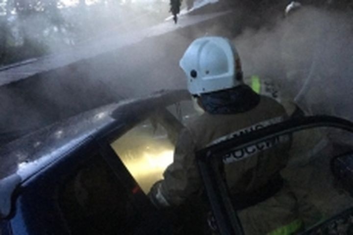 В Екатеринбурге снова горят автомобили
