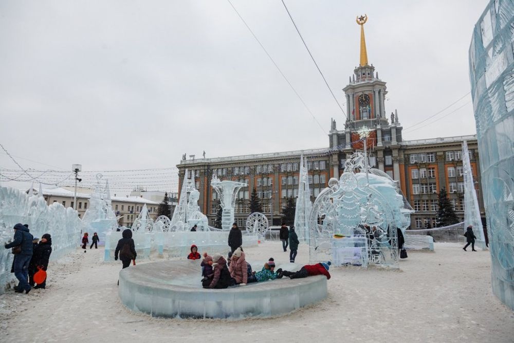Ледовый городов в центре Екатеринбурга приютил 370 тысяч посетителей