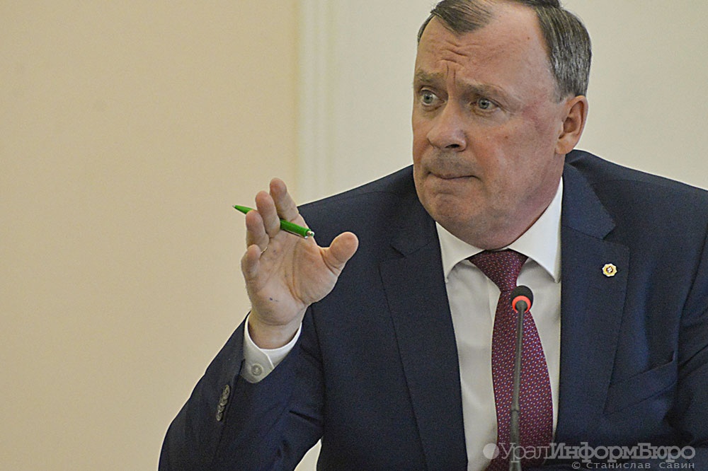 Мэр Екатеринбурга заявил о необходимости уничтожения незаконных ларьков