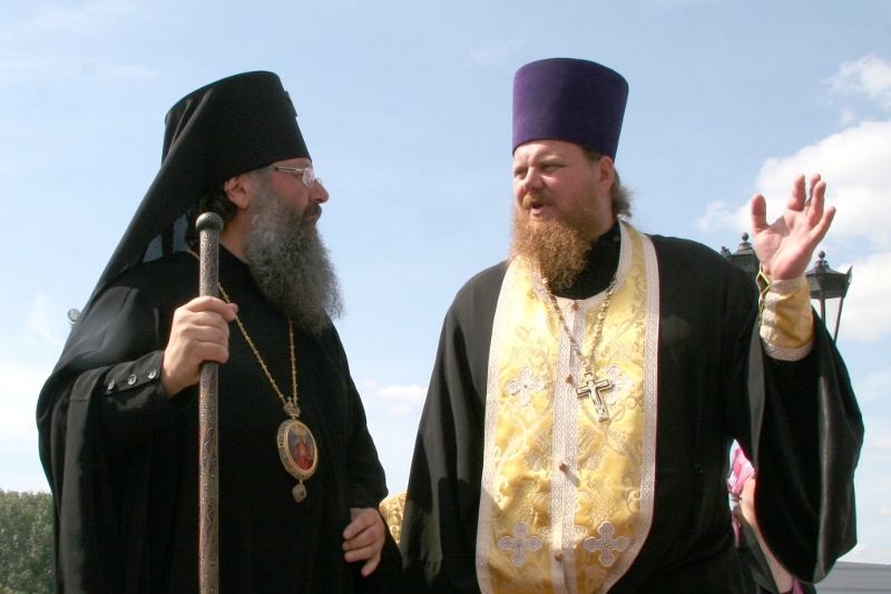 На Среднем Урале священники смогут посещать умирающих наравне с родными