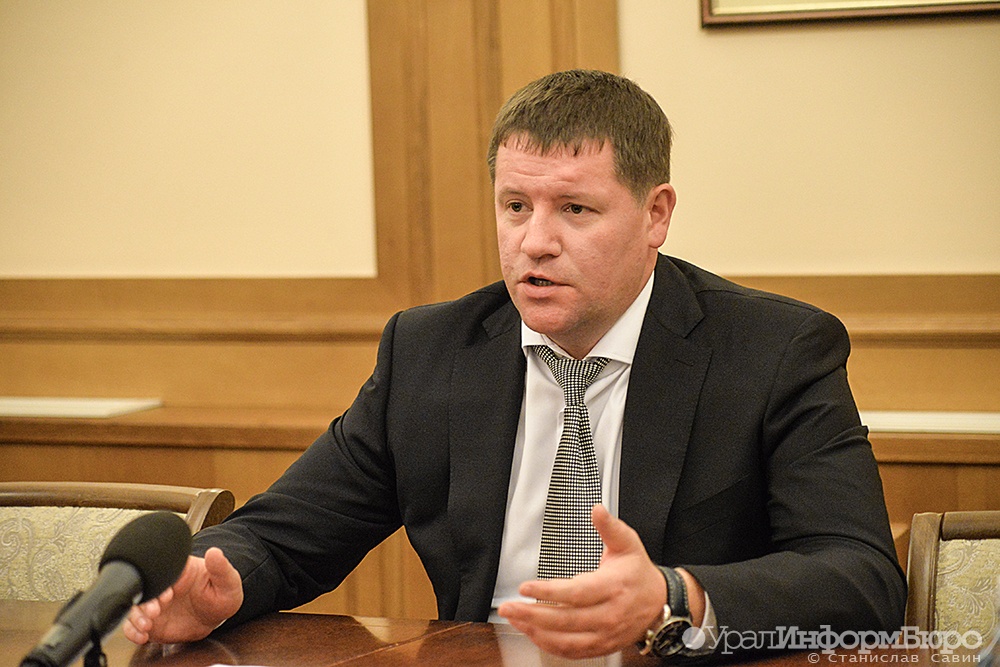 Свердловский вице-губернатор принес мир в Белоярскую гордуму