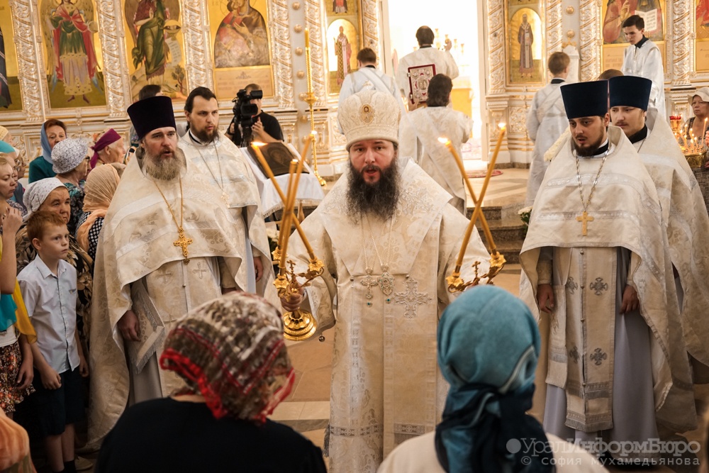 Митрополит Екатеринбургский пообещал провести ревизии в храмах