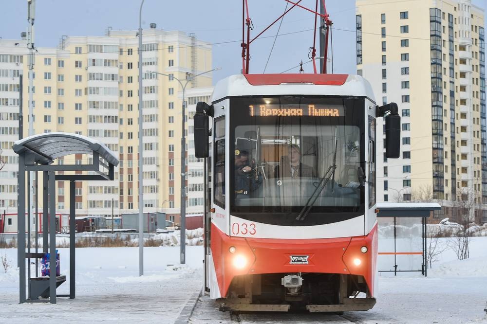 Мэр Екатеринбурга и глава УГМК съездили на трамвае в Верхнюю Пышму