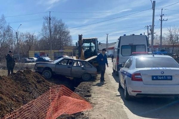 В Екатеринбурге пьяный водитель без прав сбил дорожных рабочих
