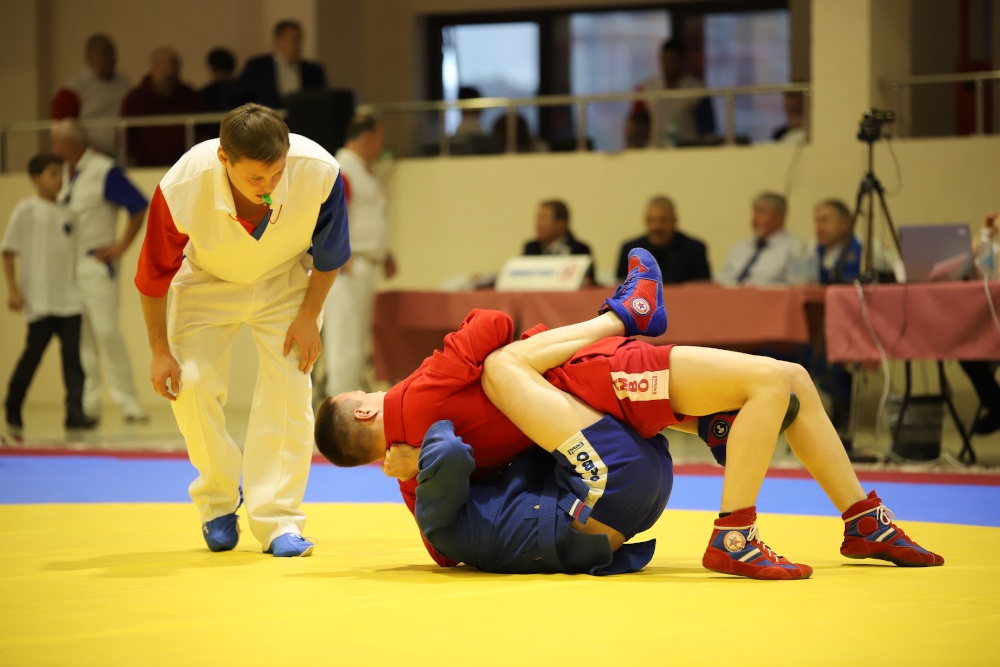 Самбисты УГМК показали высокий класс на чемпионате Свердловской области