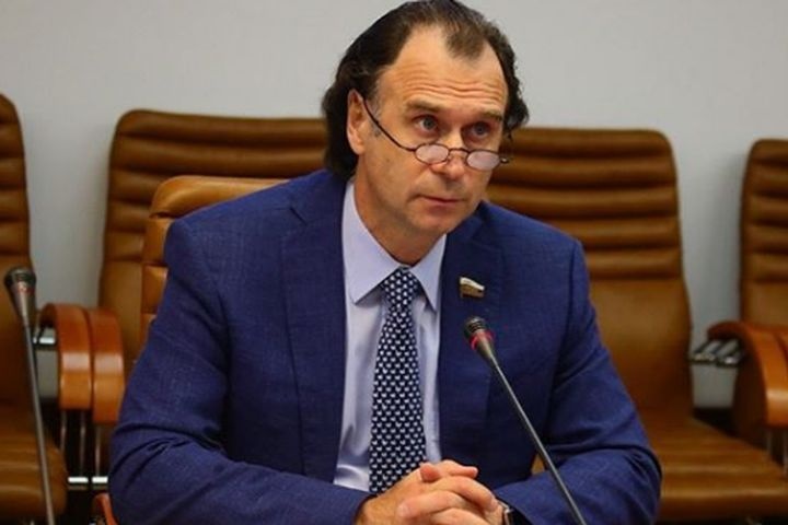 Сенатор Лисовский отказался от борьбы за место в облдуме Зауралья