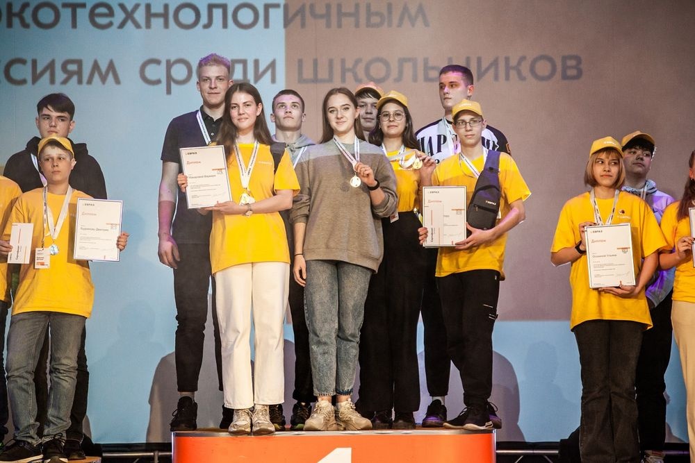 Школьники Урала стали лучшими на чемпионате ЕВРАЗа по высокотехнологичным профессиям