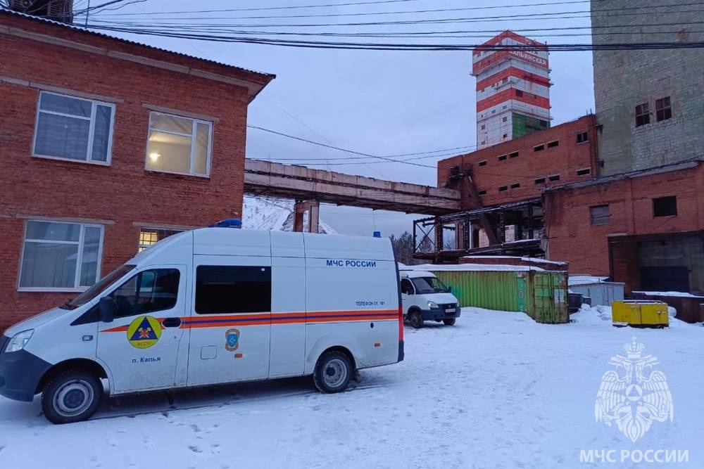 В шахте на севере Свердловской области погиб один из попавших под обвал рабочих