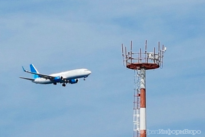 Следующий в Челябинск пассажирский Boeing подал сигнал бедствия 