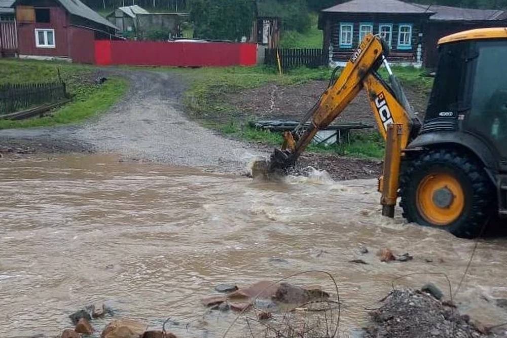 Через месяц после потопа Нижним Сергам вновь угрожает наводнение