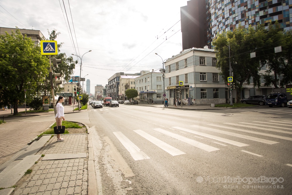 Улицу Малышева в центре Екатеринбурга перекопают по всей длине