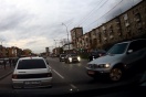 В Екатеринбурге элитный кортеж горцев встал поперек односторонки (ВИДЕО)