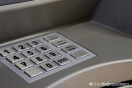 Екатеринбуржцы могут снять с карт Нота-банка не более 10 тысяч рублей