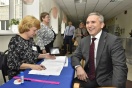 В Тюменской области гонку за губернаторское кресло выигрывает Моор