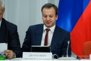 СМИ: бывшая помощница Дворковича уволена за "слив" служебной информации