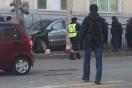 В Екатеринбурге иномарку вынесло на тротуар – пострадали женщина с 2-летним ребенком