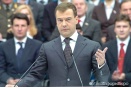 Медведев рассказал о демонстрирующих чванство и хамство единороссах